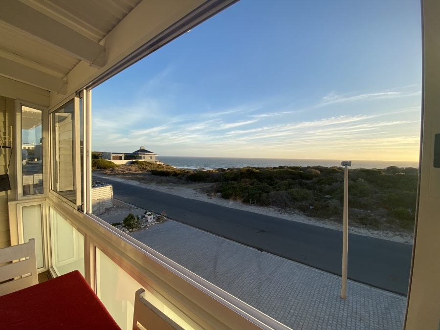 To Let 2 Bedroom Property for Rent in Yzerfontein Western Cape